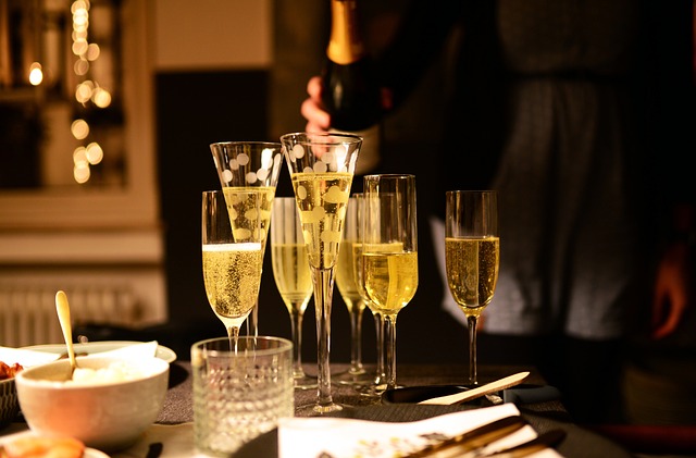 Sekte, Prosecco und Champagner